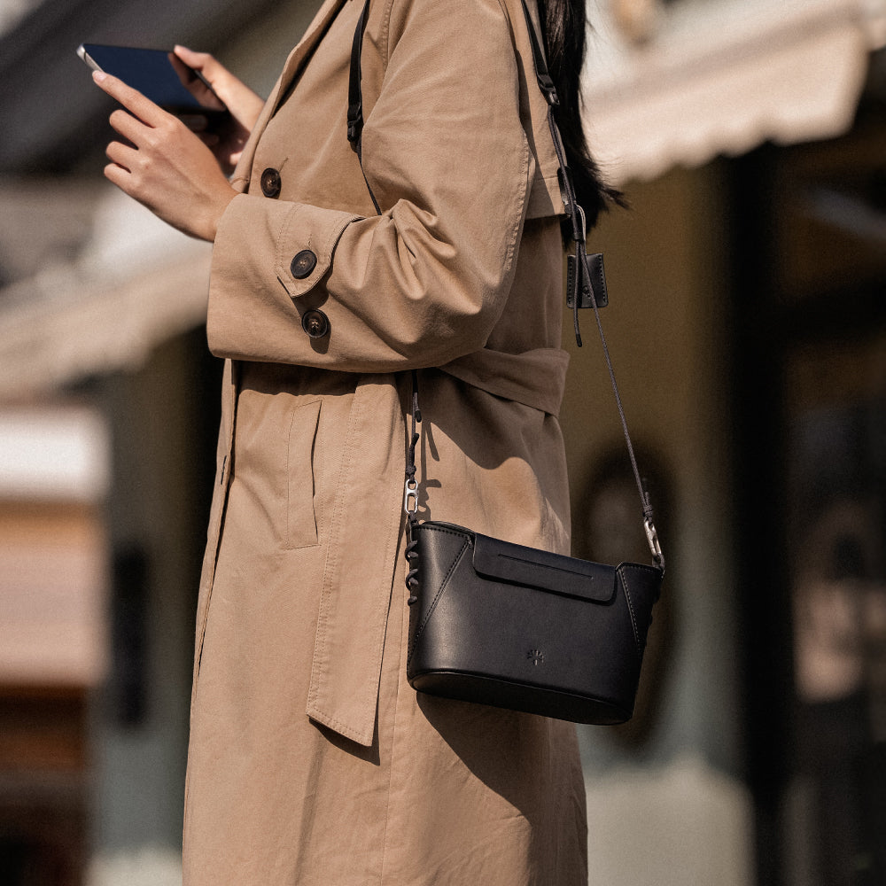 PGYTECH OneGo Classic Crossbody Mobile Bag