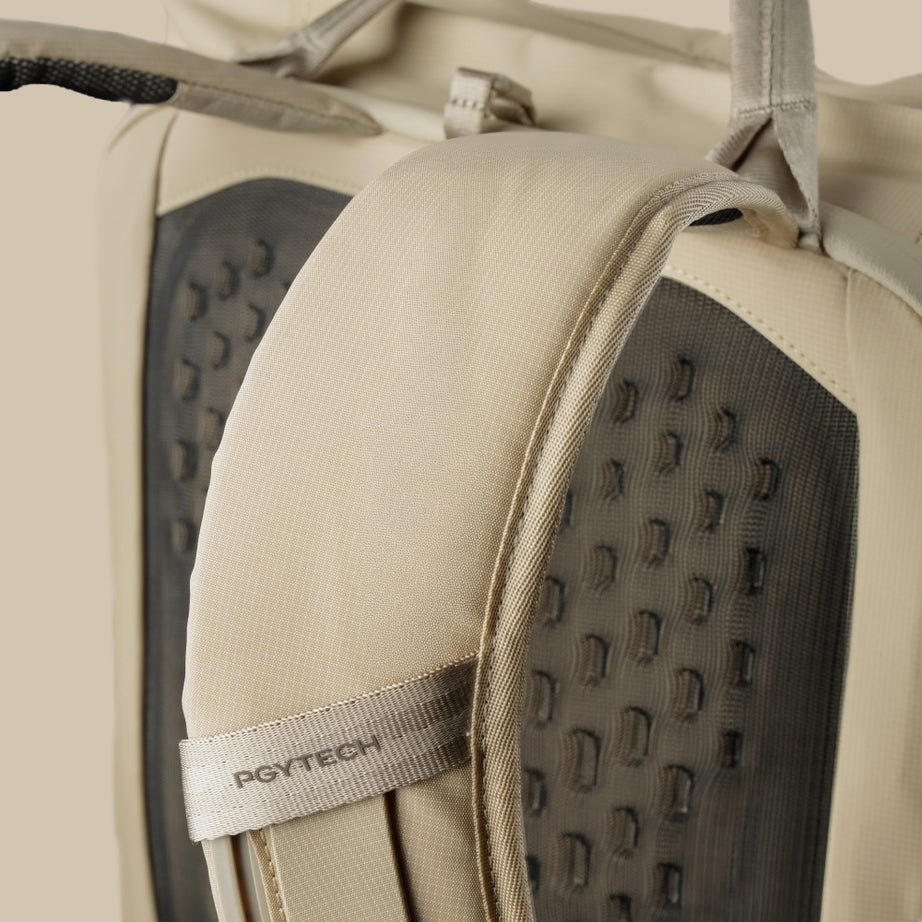 PGYTECH OneGo Roamer Tote Backpack