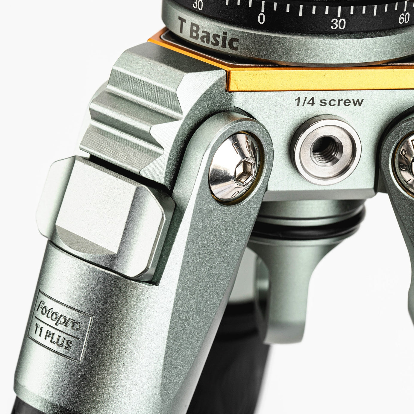 Fotopro T1 Plus tripod